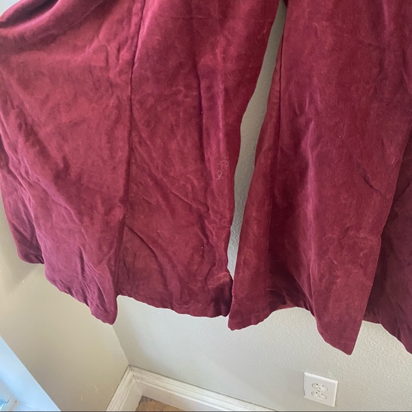 Code X Mode Burgundy red velvet wide leg cropped high waisted zip pants womens M - Picture 7 of 9